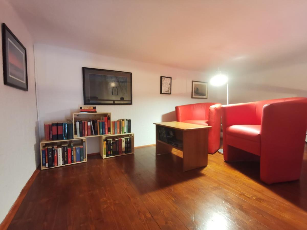 Studio Apartman Galerija Buzet Ngoại thất bức ảnh