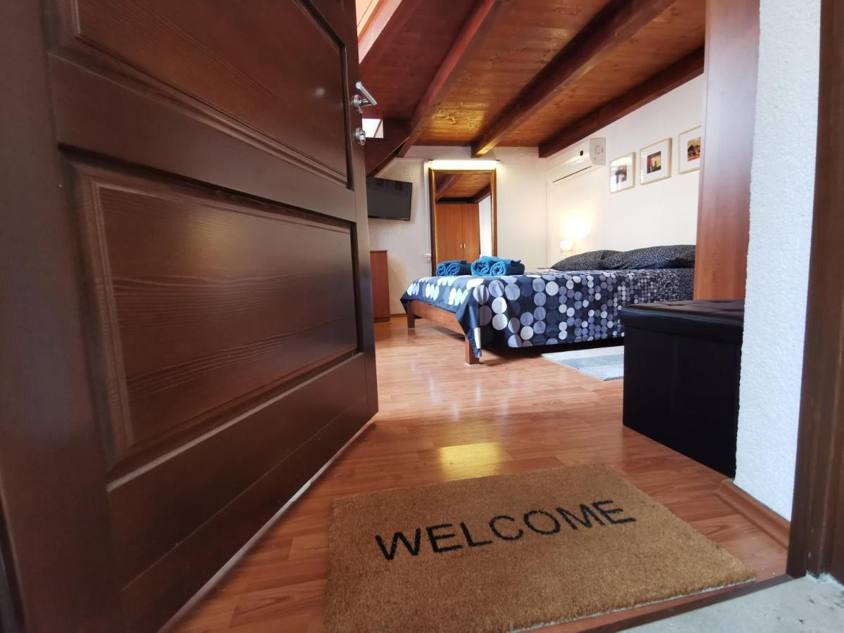 Studio Apartman Galerija Buzet Ngoại thất bức ảnh